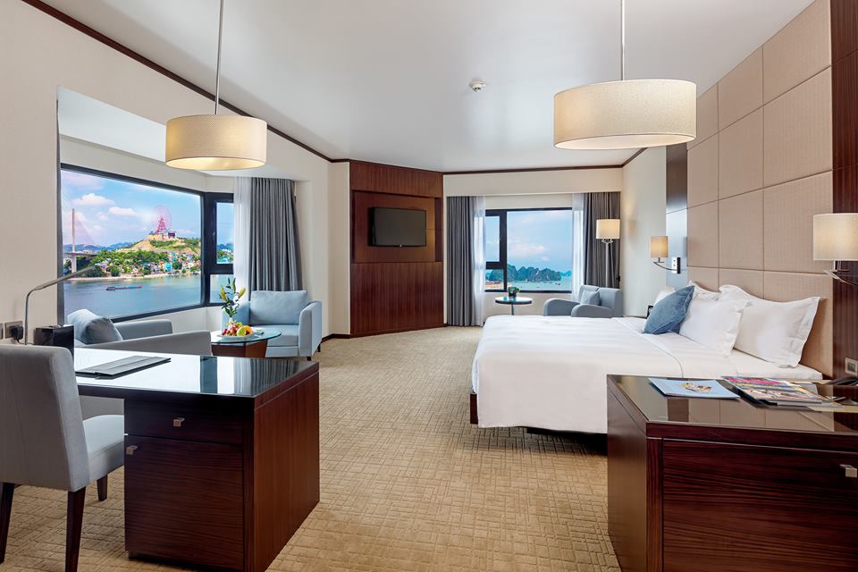 Phòng Junior Suite Hướng Biển